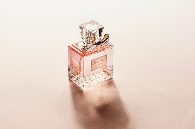 perfume-2574073_640