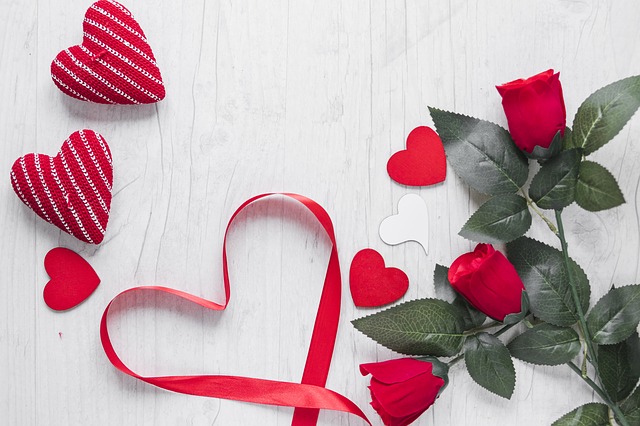 love-3134063_640